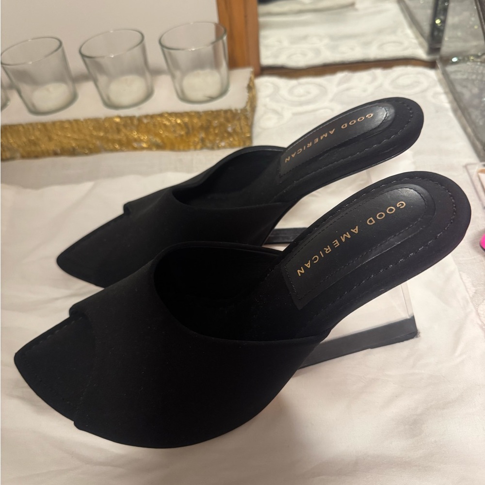 Good American Black Mules Elegant Pointed Toe